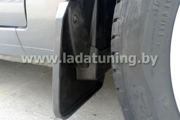 Брызговики передние увеличенные для Lada Vesta, в т.ч. SW, CROSS