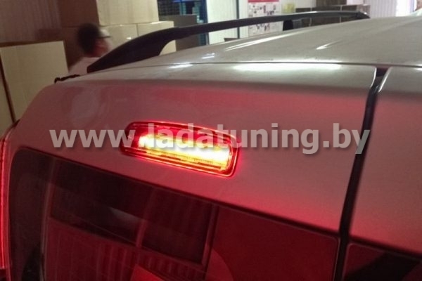 Стоп-сигнал светодиодный для Lada Largus